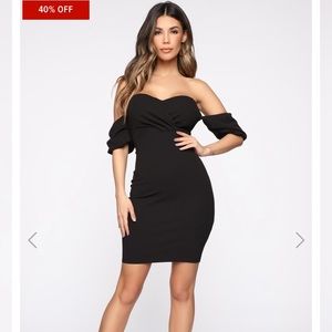 Fashion Nova BNWOT Party Mood Off Shoulder Dress